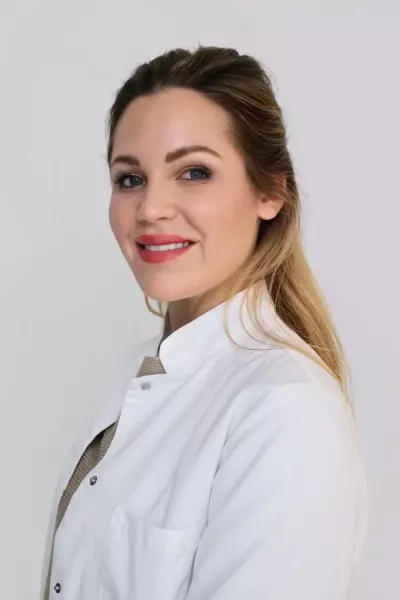 Dr. Alexandra Miles — Dermatologue Lausanne